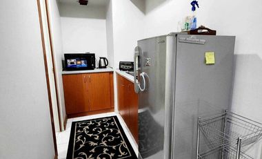 For Sale: Your Paranque Lifestyle Starter – A Semi-Furnished Condo in Woodsville Viverde Mansions