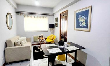 For Sale: Your Paranque Lifestyle Starter – A Semi-Furnished Condo in Woodsville Viverde Mansions