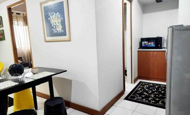 For Sale: Your Paranque Lifestyle Starter – A Semi-Furnished Condo in Woodsville Viverde Mansions