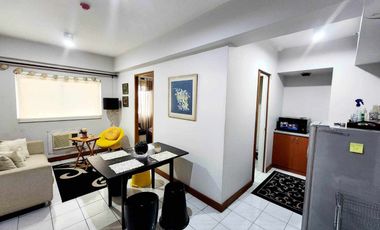 For Sale: Your Paranque Lifestyle Starter – A Semi-Furnished Condo in Woodsville Viverde Mansions