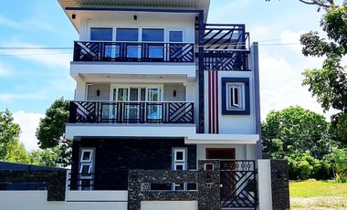 Brandnew 3-storey / 6 BR Stunning House for Sale in Bulacao / Cebu – Pool&Gym