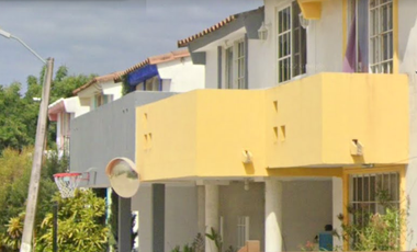 SF-  CASA EN VENTA EN JOYAS DIAMANTE