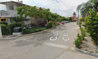 SF-  CASA EN VENTA EN JOYAS DIAMANTE