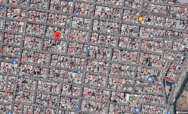 !! ADQUIERE!! AMPLIA CASA MUY CENTRICA EN LA COLONIA INSURGENTES, JALISCO!!