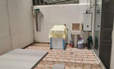 Casa amueblada en renta en La Vida. En privada con alberca, palapa y vigilancia.