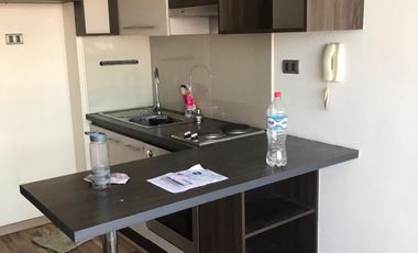 Se arrienda lindo dep 1D1B Metro Hospitales