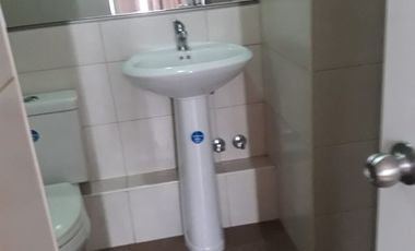 Se arrienda lindo dep 1D1B Metro Hospitales