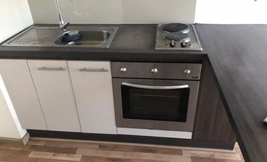 Se arrienda lindo dep 1D1B Metro Hospitales