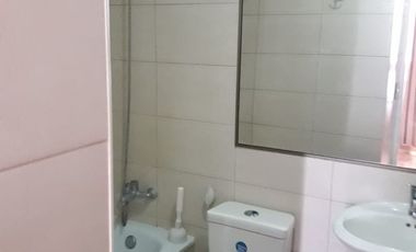 Se arrienda lindo dep 1D1B Metro Hospitales