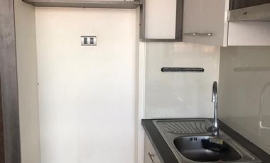 Se arrienda lindo dep 1D1B Metro Hospitales