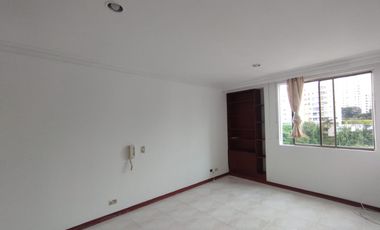 Apartamento en Arriendo en Pinares