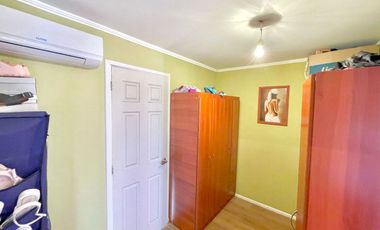 Se vende segura casa en Galilea, Curicó. Cuatro piezas dos baños