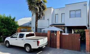 Se vende segura casa en Galilea, Curicó. Cuatro piezas dos baños