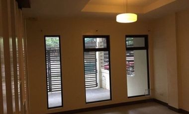 Spacious Apartment or Townhouse in Lahug, Cebu City