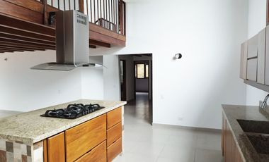 PR19380 Casa Comercial en arriendo en el sector La Mina