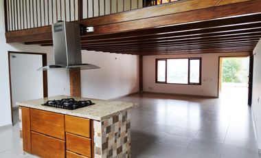 PR19380 Casa Comercial en arriendo en el sector La Mina