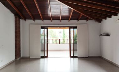 PR19380 Casa Comercial en arriendo en el sector La Mina