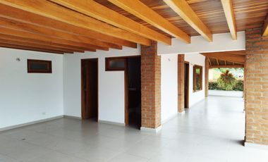 PR19380 Casa Comercial en arriendo en el sector La Mina