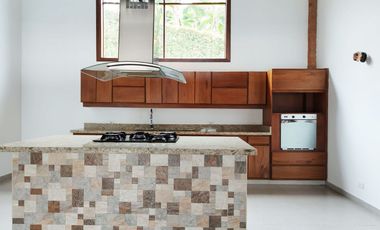 PR19380 Casa Comercial en arriendo en el sector La Mina