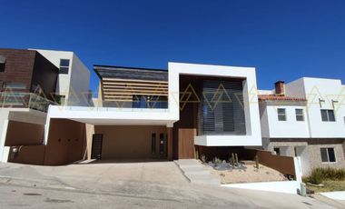 Se Vende Casa Residencial En Chihuahua, Bosques Del Rejón