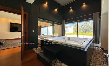 Residencia En Renta Zotogrande Andares Zona Dorada Zapopan.