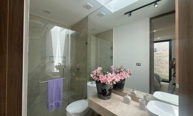 CASA EN VENTA EN ZIBATA/ QUERÉTARO