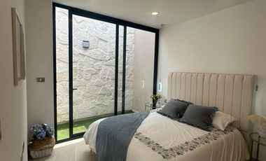 CASA EN VENTA EN ZIBATA/ QUERÉTARO