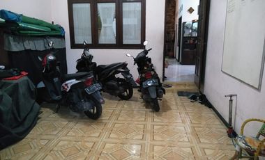Rumah Karang Rejo Wonokromo Surabaya SHM dekat Karang Asem Mulyosari Lebak Dharmahusada