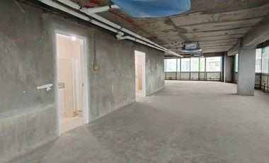 FOR INVESTORS: 1 Entire Floor in PET Plans Building For Sale