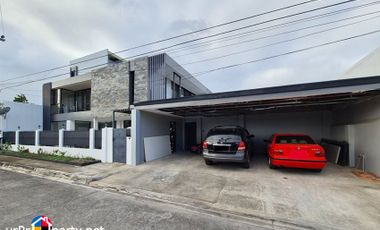 5 Bedroom House For Sale in Talisay City Cebu