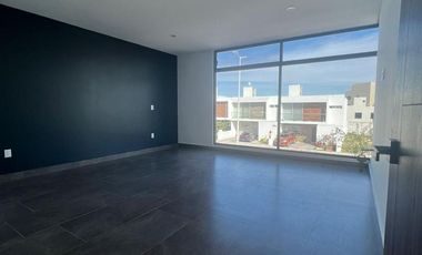 ESPECTACULAR CASA NUEVA EN RENTA EN ZEN LIFE II