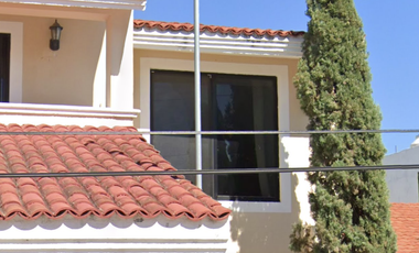 CASA EN VENTA CON ALBERCA, REMATE ECONOMICO YA ADJUDICADO - C. 38ᴬ 348, Francisco de Montejo III, 97203 Mérida, Yuc.