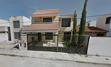 CASA EN VENTA CON ALBERCA, REMATE ECONOMICO YA ADJUDICADO - C. 38ᴬ 348, Francisco de Montejo III, 97203 Mérida, Yuc.