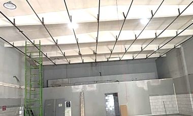 Local Comercial sobre Avenida Cuauhtémoc, 12.50m de frente ideal cualquier negocio