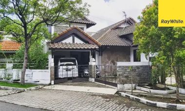 Rumah Hook Dijalan Jemursari Wonocolo Surabaya