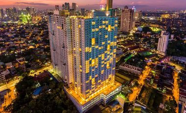 Lumiere Residences near BGC - 2bedroom facing amenities with balcony & parking