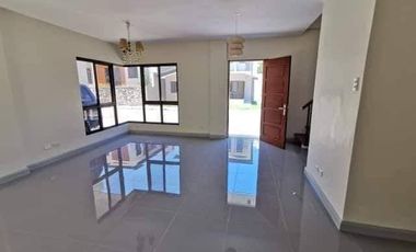 3 bedroom duplex house and lot for sale in The Ridge Cebu City