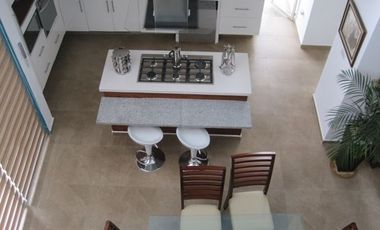 RENTO CASA AMUEBLADA IMPECABLE EN FRACC. EL REFUGIO