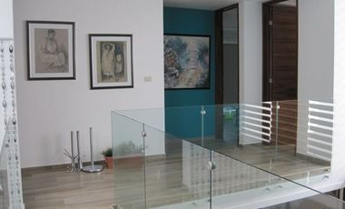 RENTO CASA AMUEBLADA IMPECABLE EN FRACC. EL REFUGIO