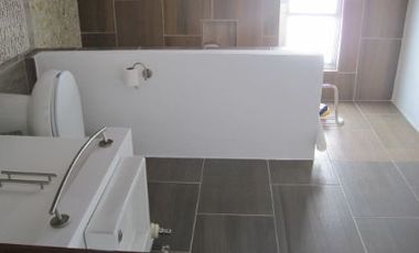 RENTO CASA AMUEBLADA IMPECABLE EN FRACC. EL REFUGIO