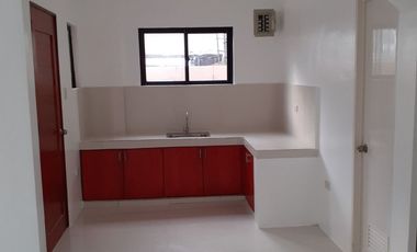2 Storey House and Lot For sale inside Multinational Vill., Parañaque with 3 Bedrooms and 2 Car Garage PH2865