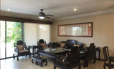 Casa de alquiler amoblada en Samborondón, frente al Lago, 4 dormitorios.