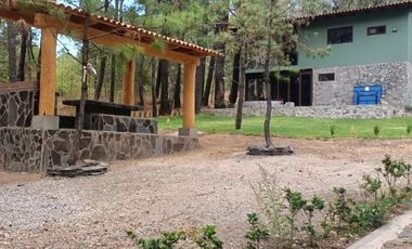 Casa en Tapalpa, Nueva y amueblada en venta, Fracc. Cardosanto, 4 hab.