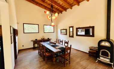 Casa en Tapalpa, Nueva y amueblada en venta, Fracc. Cardosanto, 4 hab.