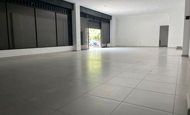 SE ARRIENDA LOCAL COMERCIAL 1  PISO