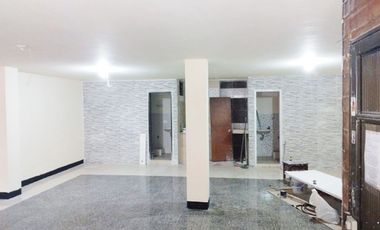 PR19921 Oficina en arriendo en el sector Santa Maria