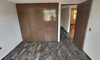 edificio en venta Belisario Domínguez Puebla- 2,228 m2 con locales y departamentos