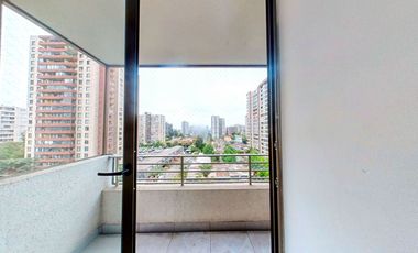 Se Vende 3 Dormitorios, Estacionamiento, San Miguel, Lo Vial
