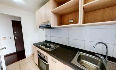 Se Vende 3 Dormitorios, Estacionamiento, San Miguel, Lo Vial