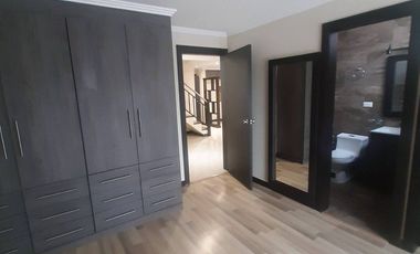 Departamento de Venta en Avenida Doce de Octubre, Cuenca, Ecuador